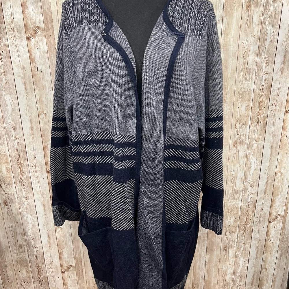 CJ Banks Gray and Navy Cardigan‎ Sweater